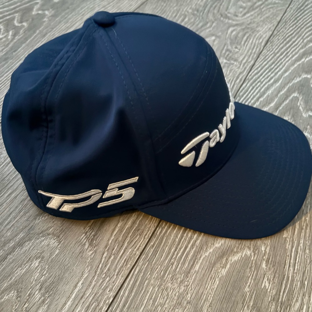 TaylorMade Dark Blue Panel Golf Cap - Picture 2 of 4